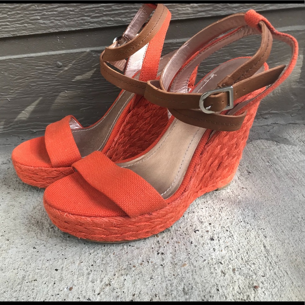 BCBGENERATION Platform Wedge Heel Size 9.5